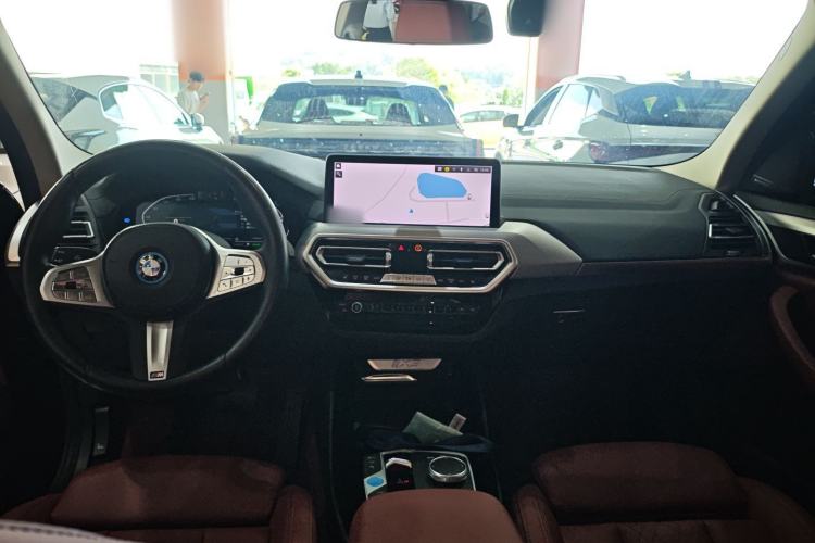 Used BMW iX3 2024 Leading Type Center Console