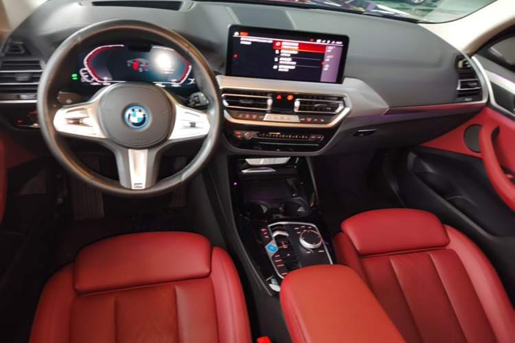 Used BMW iX3 2024 Leading Type Center Console