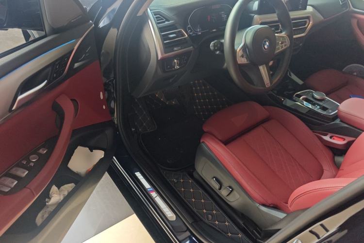 Used BMW iX3 2024 Leading Type Driver Seat