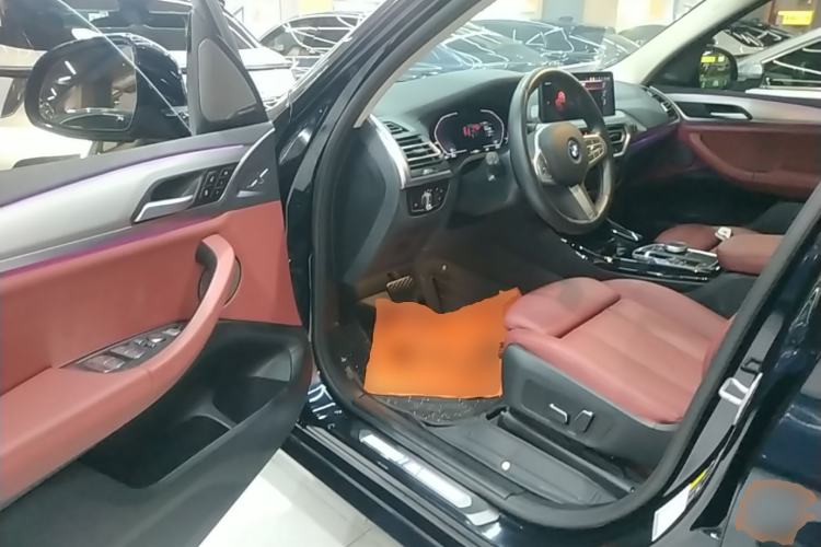 Used BMW iX3 2024 Leading Type Driver Seat