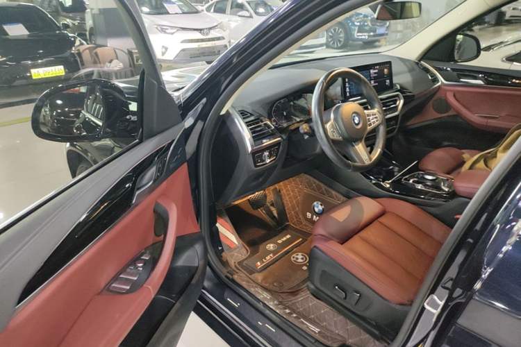 Used BMW iX3 2024 Leading Model Driver Seat