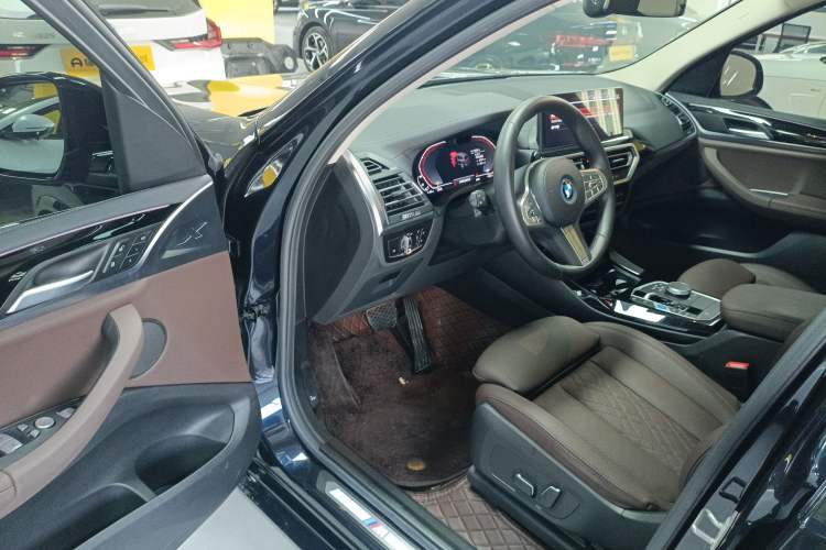 Used BMW iX3 2024 Leading Model Driver Seat