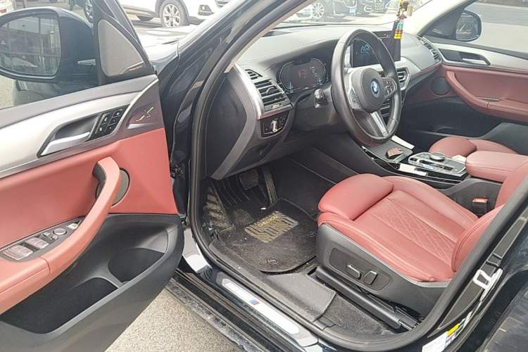 Used BMW iX3 2024 Leading Type Driver Seat
