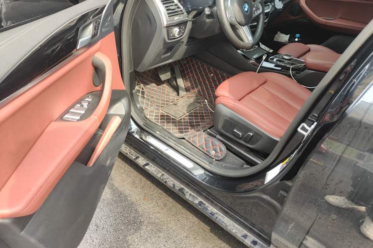 Used BMW iX3 2024 Leading Model Driver Seat