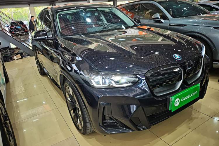 Used BMW iX3 2024 Leading Type Exterior 1