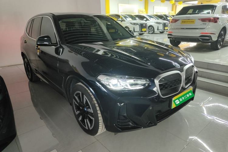 Used BMW iX3 2024 Leading Model Exterior 1