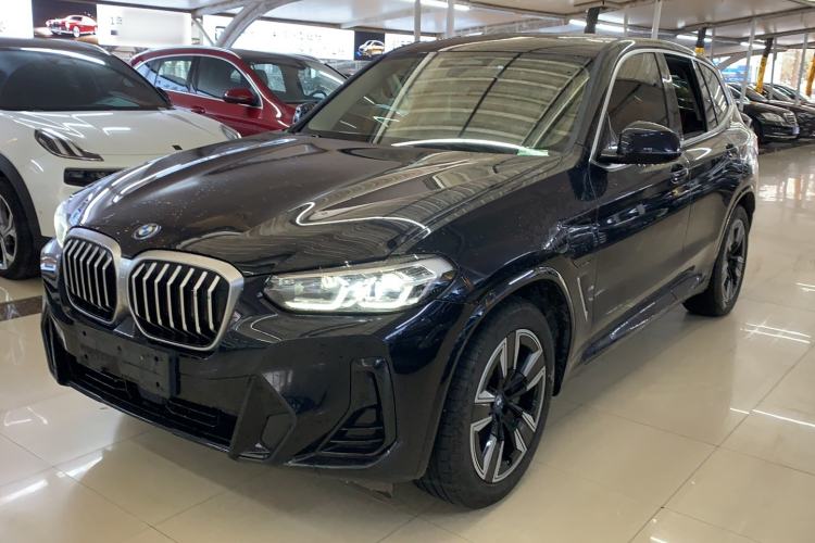 Used BMW iX3 2024 Leading Model Exterior 1