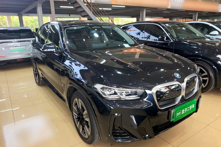 Used BMW iX3 2024 Leading Model Exterior 1