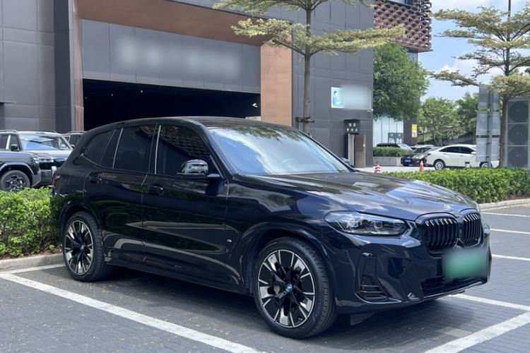 Used BMW iX3 2024 Leading Type Exterior 2