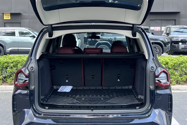 Used BMW iX3 2024 Leading Type Exterior 3