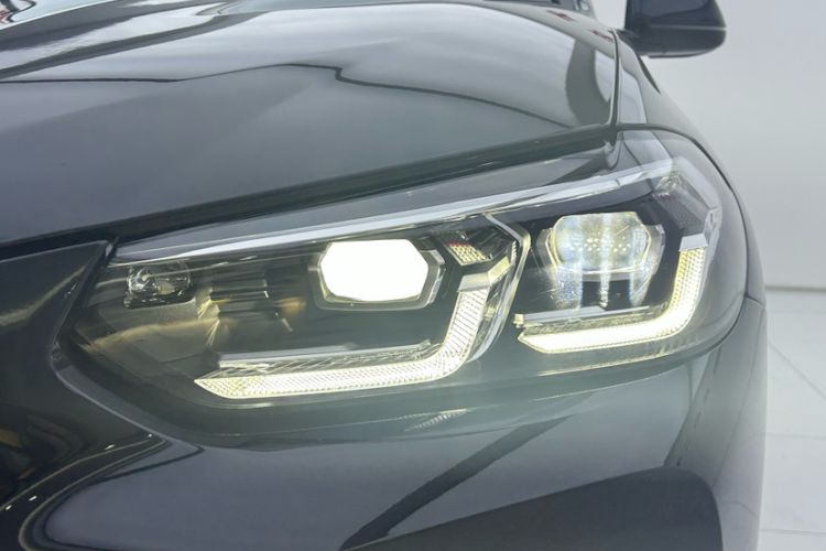 Used BMW iX3 2024 Leading Model Exterior 3