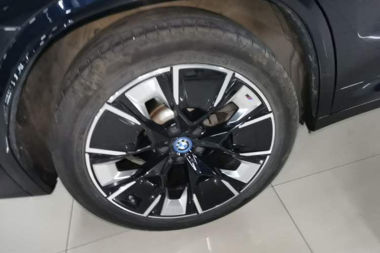 Used BMW iX3 2024 Leading Type Exterior 5