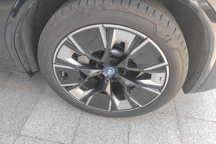 Used BMW iX3 2024 Leading Type Exterior 5