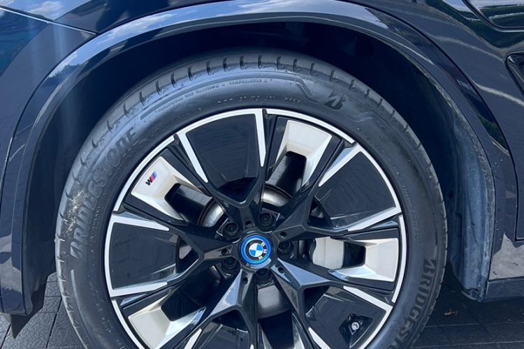 Used BMW iX3 2024 Leading Type Exterior 7