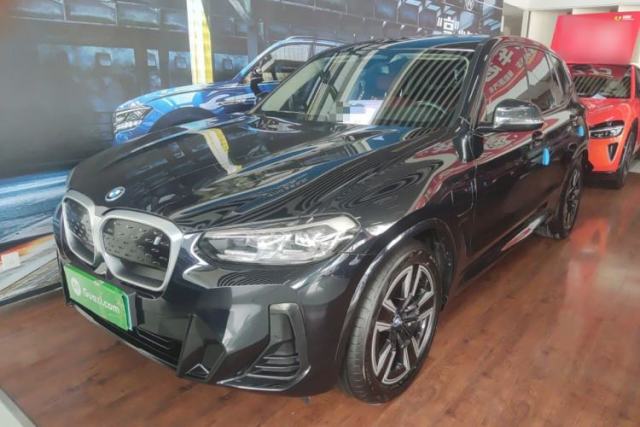 Used BMW iX3 2024 Leading Model