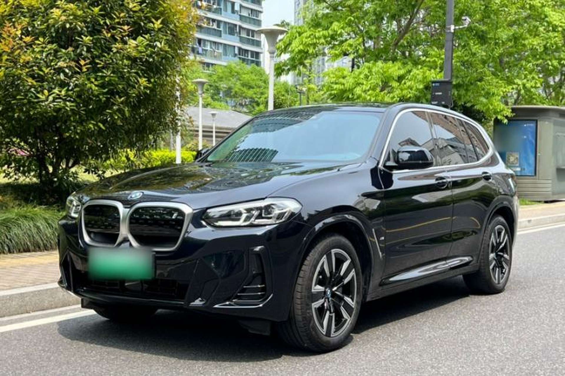 Used BMW iX3 2024 Leading Model Front Left 45 Deg