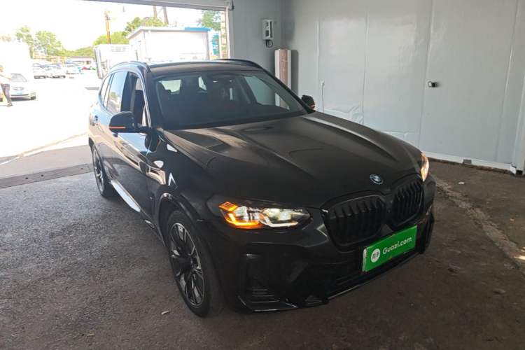Used BMW iX3 2024 Leading Type Front Right 45 Deg