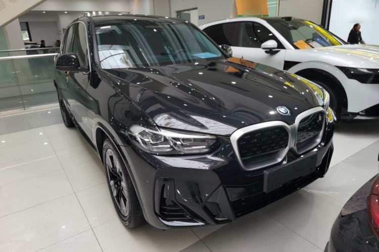 Used BMW iX3 2024 Leading Model Front Right 45 Deg