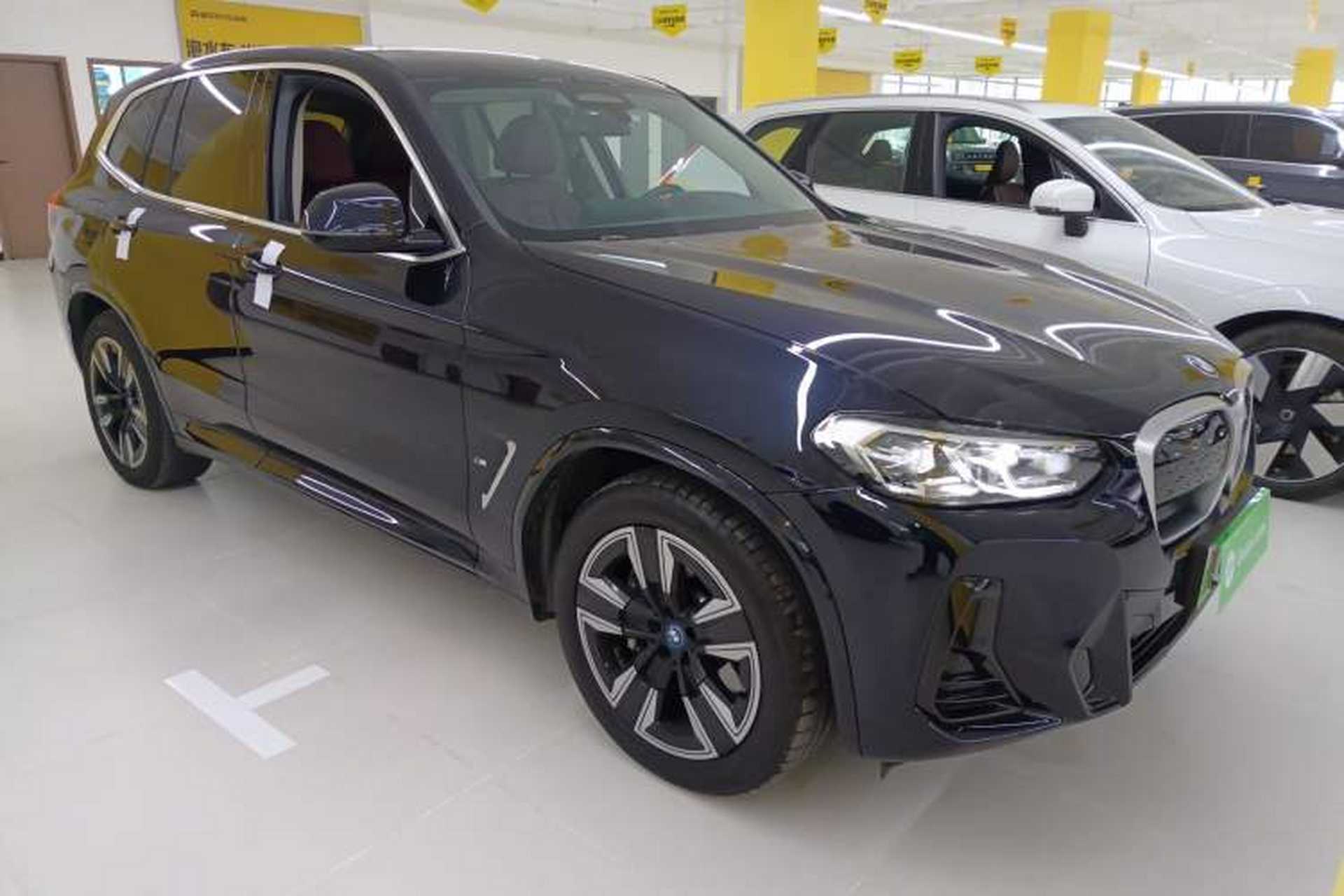 Used BMW iX3 2024 Leading Model Front Right 45 Deg