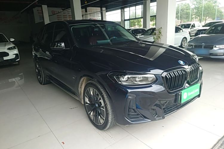 Used BMW iX3 2024 Leading Type Front Right 45 Deg