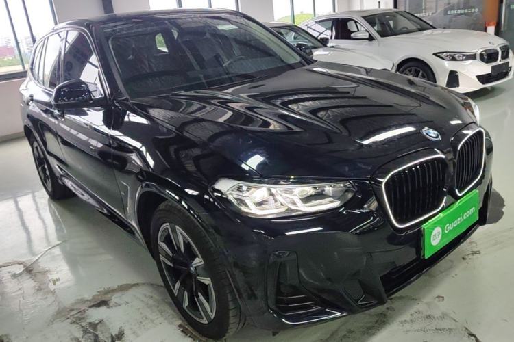 Used BMW iX3 2024 Leading Model Front Right 45 Deg