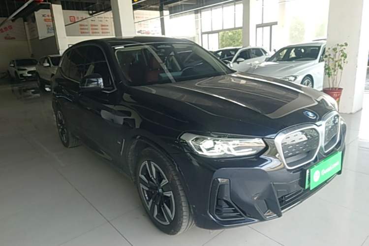 Used BMW iX3 2024 Leading Model Front Right 45 Deg