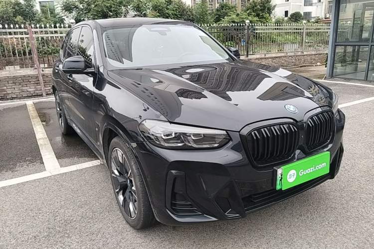 Used BMW iX3 2024 Leading Type Front Right 45 Deg