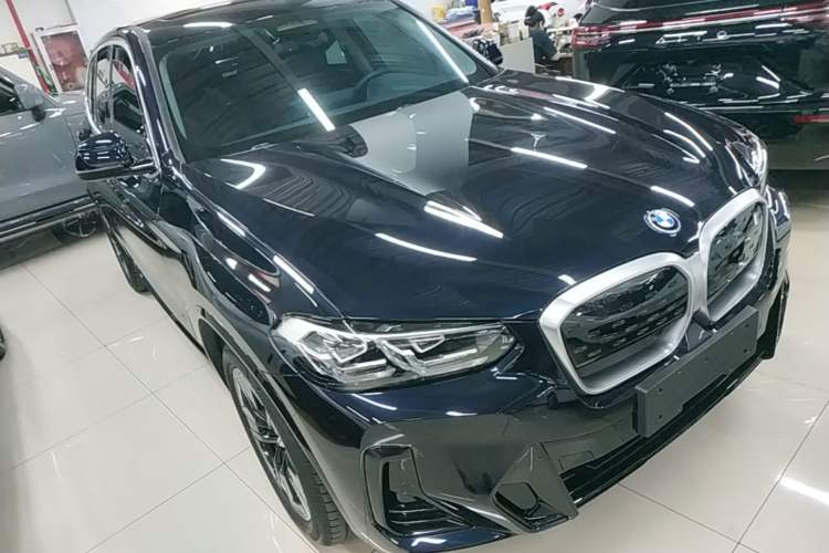 Used BMW iX3 2024 Leading Model Front Right 45 Deg