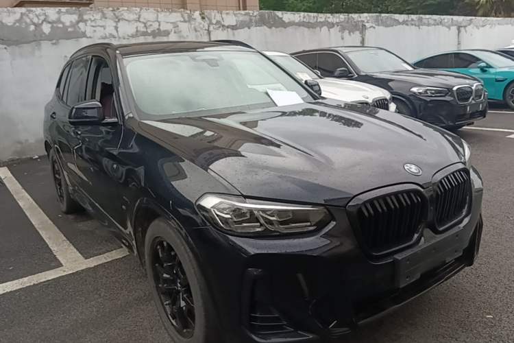 Used BMW iX3 2024 Leading Model Front Right 45 Deg