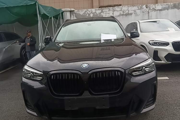 Used BMW iX3 2024 Leading Model Front