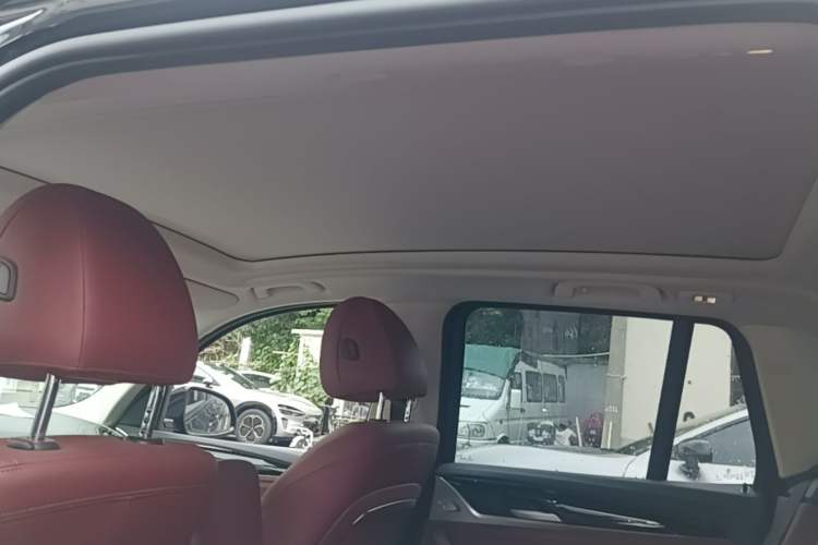 Used BMW iX3 2024 Leading Model Headliner