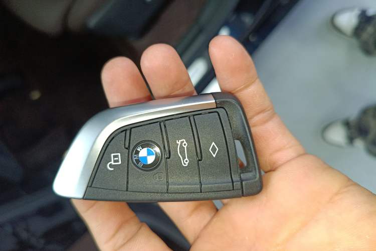 Used BMW iX3 2024 Leading Model Interior 1