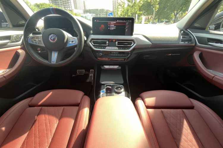 Used BMW iX3 2024 Leading Type Interior 1