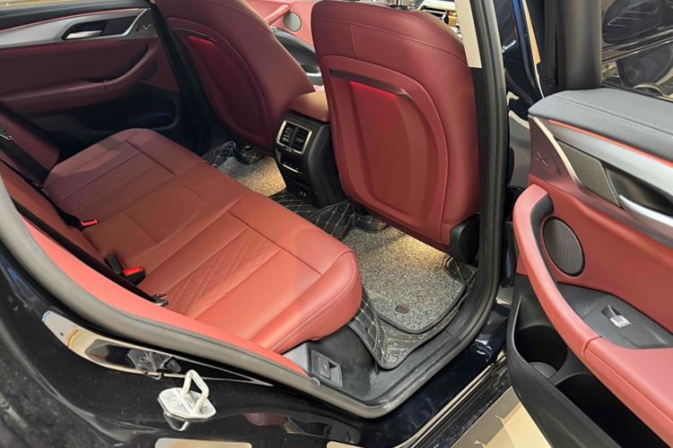 Used BMW iX3 2024 Leading Type Interior 11