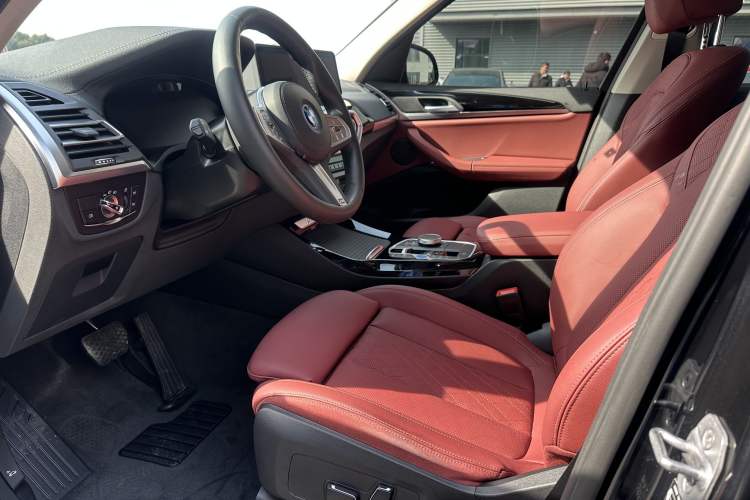Used BMW iX3 2024 Leading Model Interior 3