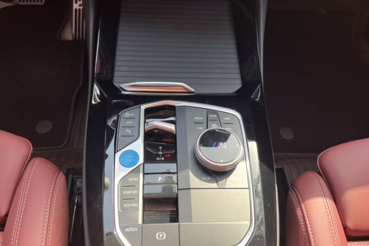 Used BMW iX3 2024 Leading Type Interior 4