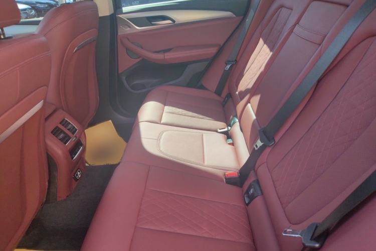 Used BMW iX3 2024 Leading Type Interior 4