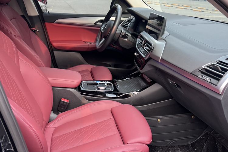 Used BMW iX3 2024 Leading Type Interior 5