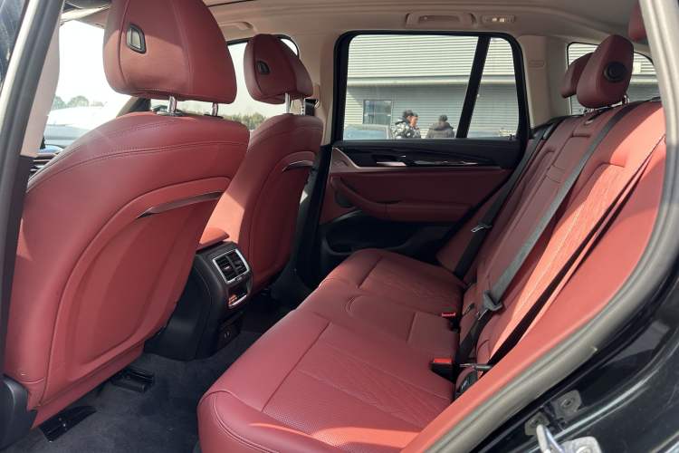 Used BMW iX3 2024 Leading Model Interior 5