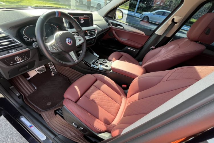 Used BMW iX3 2024 Leading Type Interior 5