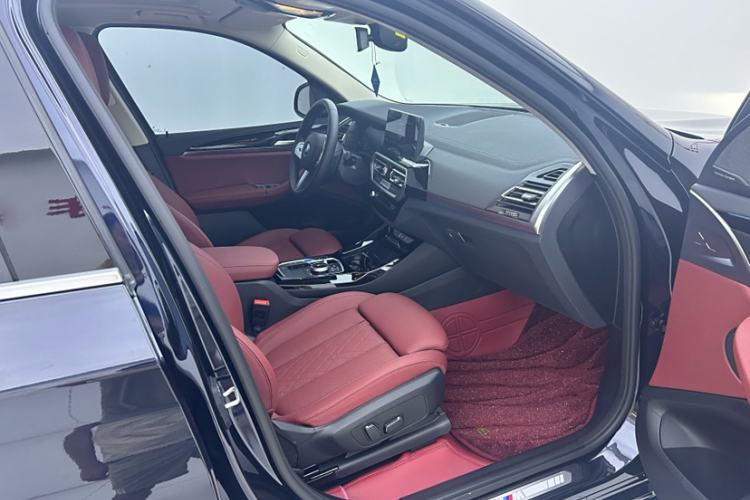 Used BMW iX3 2024 Leading Model Interior 7