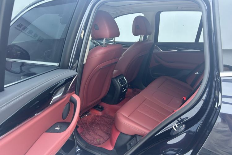 Used BMW iX3 2024 Leading Model Interior 8