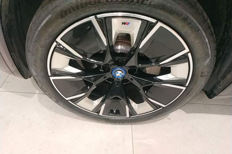Used BMW iX3 2024 Leading Type Left Front Wheel Hub