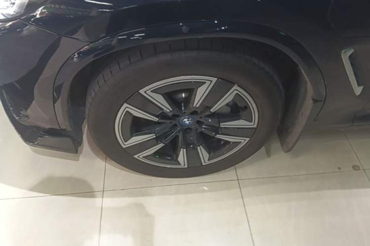 Used BMW iX3 2024 Leading Model Left Front Wheel Hub