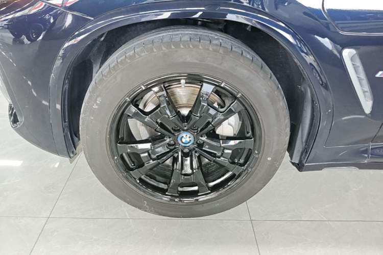 Used BMW iX3 2024 Leading Model Left Front Wheel Hub