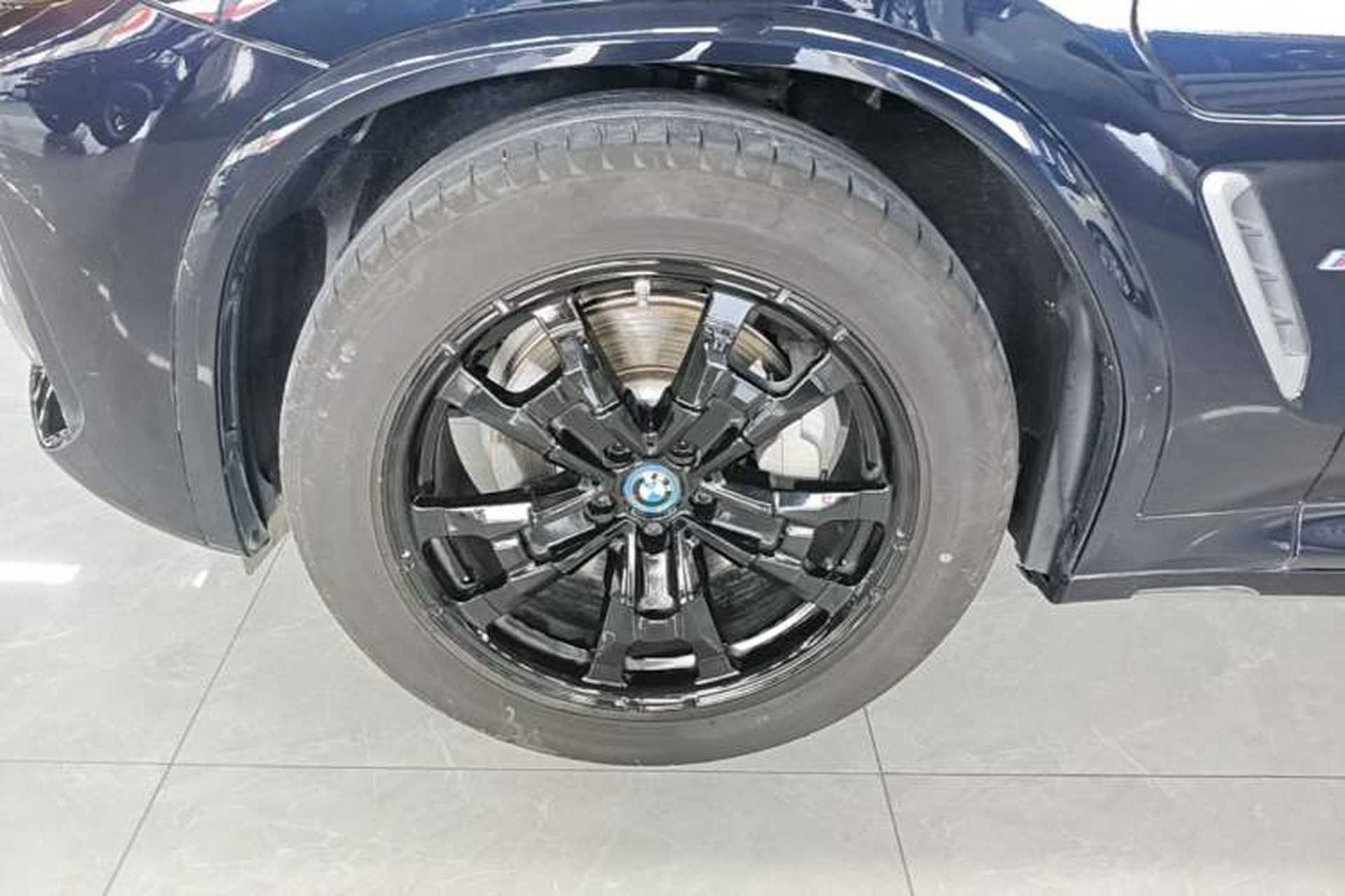Used BMW iX3 2024 Leading Model Left Front Wheel Hub