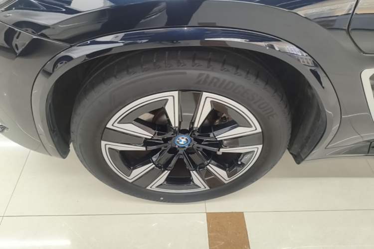 Used BMW iX3 2024 Leading Model Left Front Wheel Hub