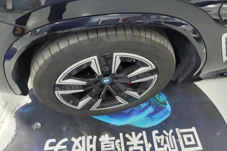 Used BMW iX3 2024 Leading Model Left Front Wheel Hub