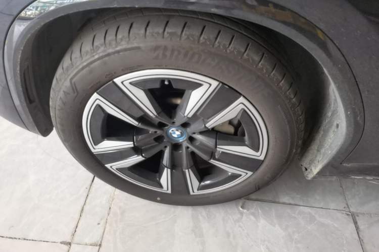 Used BMW iX3 2024 Leading Model Left Front Wheel Hub