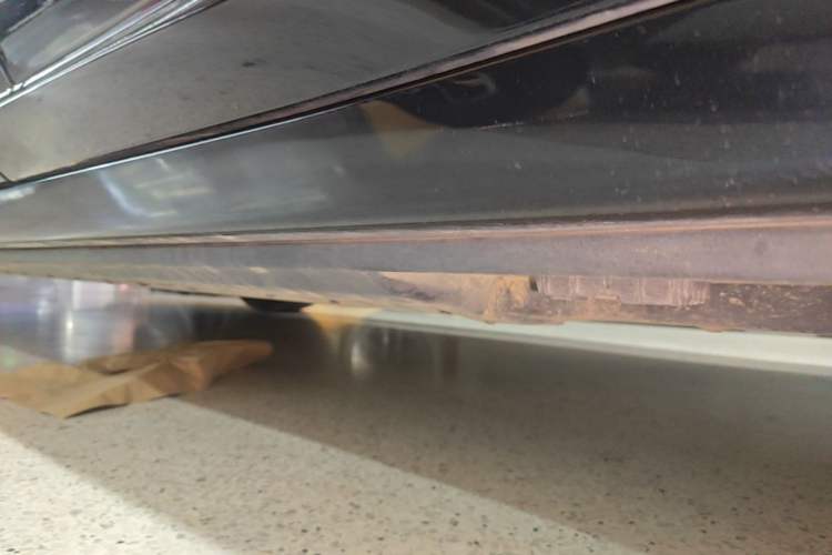 Used BMW iX3 2024 Leading Model Left Side Sill